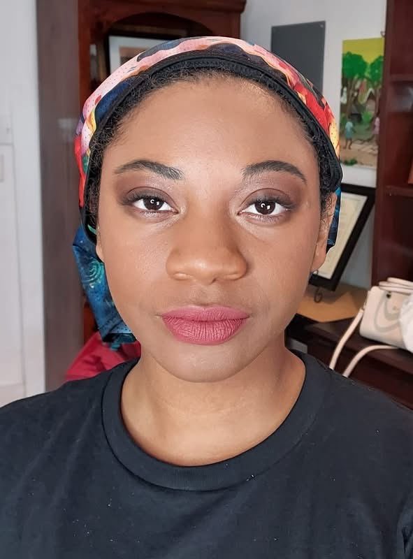 Glam makeup client, look 5