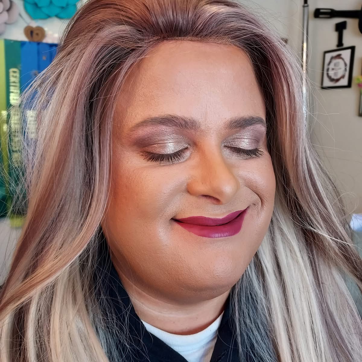 Glam makeup client, look 6